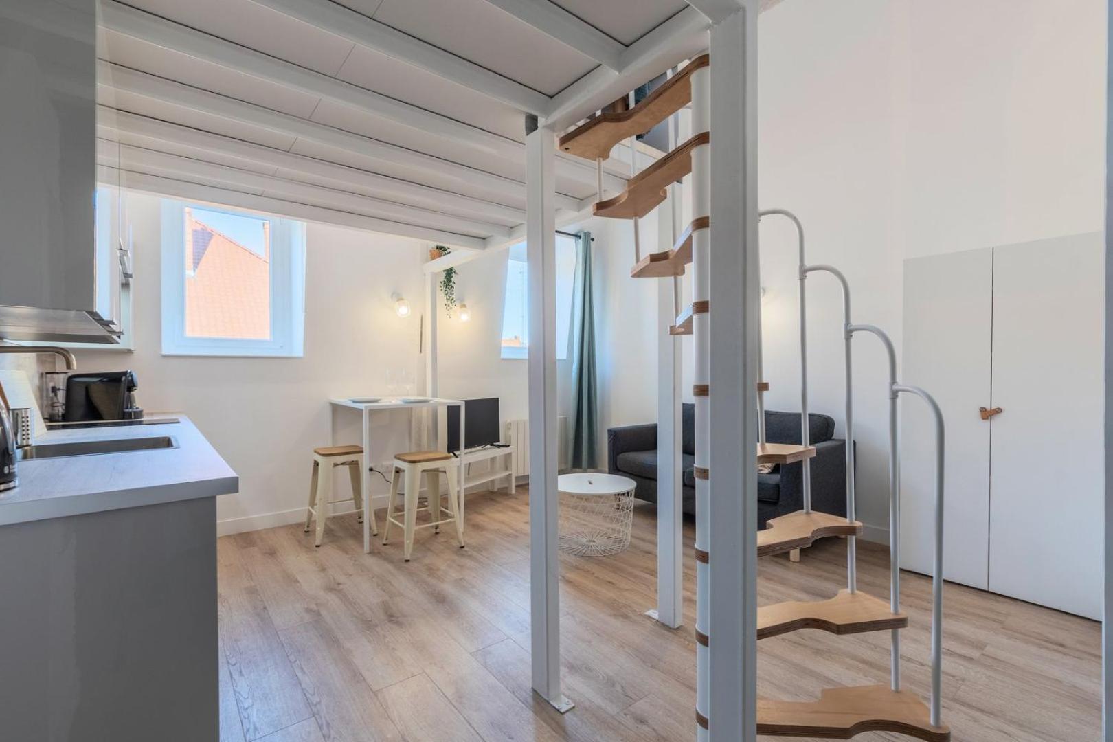 1 Bedroom Duplex Apartment, With Parking Tourcoing Esterno foto
