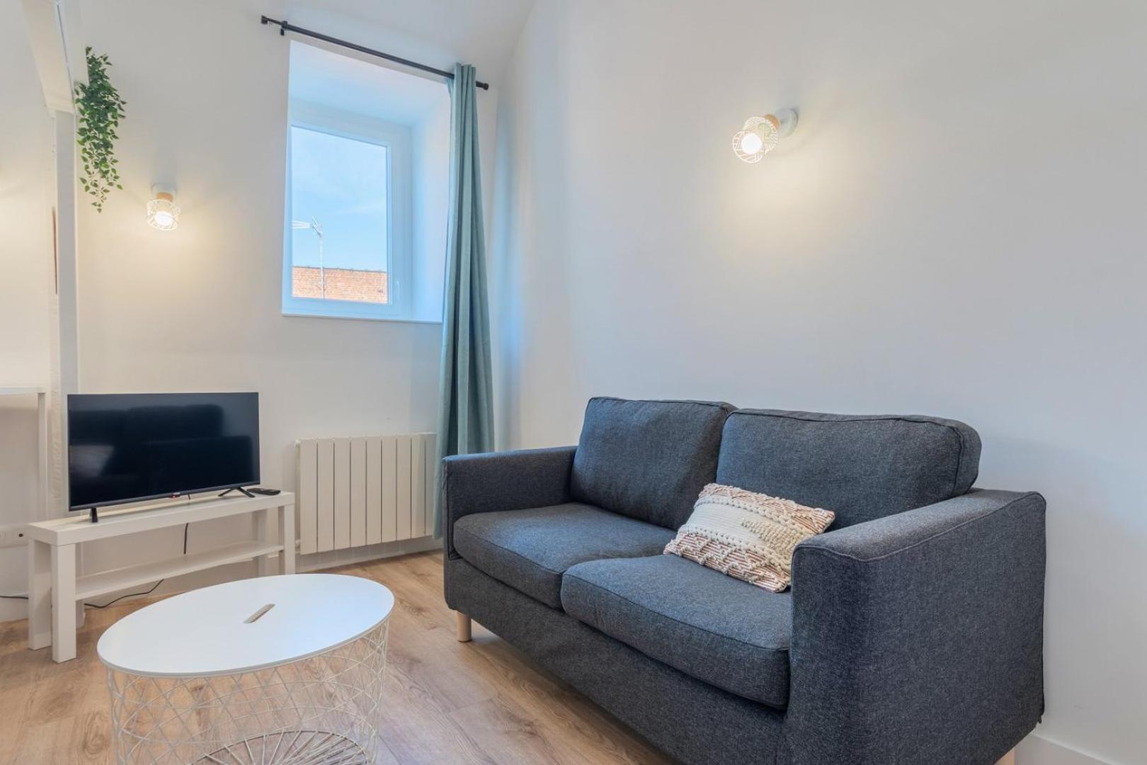 1 Bedroom Duplex Apartment, With Parking Tourcoing Esterno foto