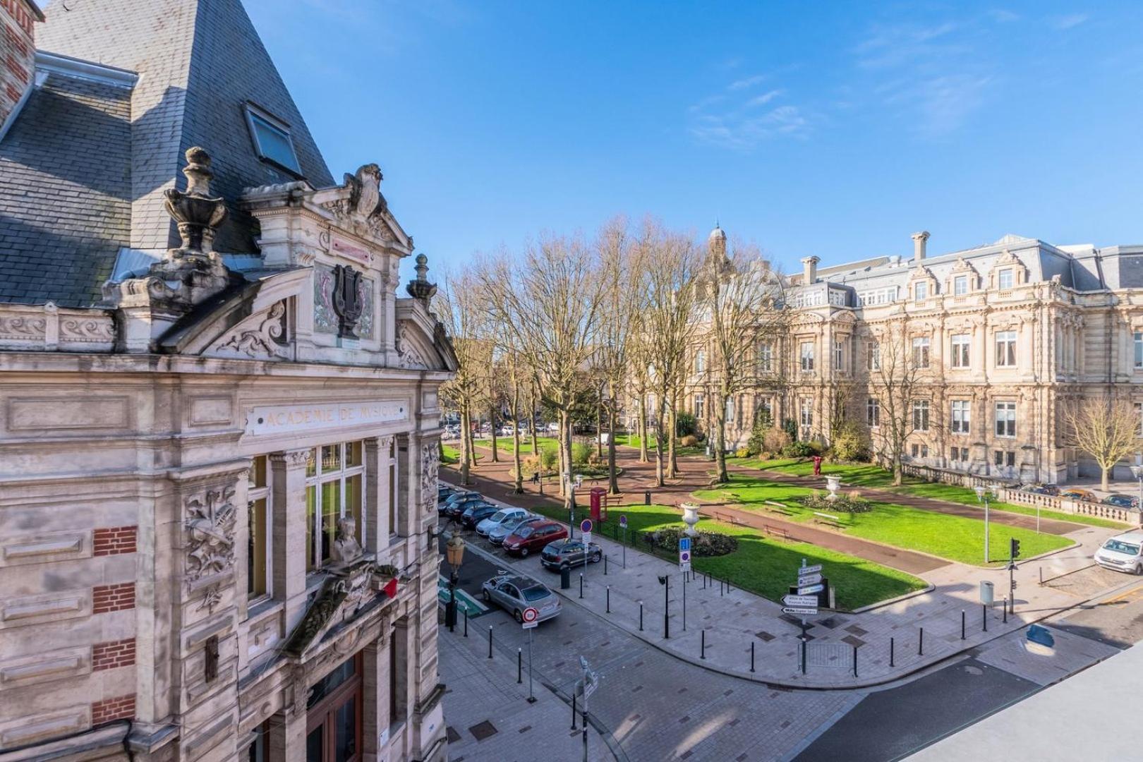 1 Bedroom Duplex Apartment, With Parking Tourcoing Esterno foto